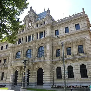 Con Bano Privado En El Centro De Accommodatie bij particulieren Bilbao